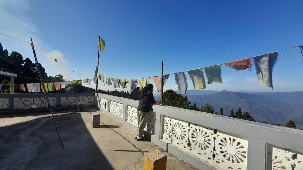 Aakeet Lyang Homestay Kurseong Exterior photo