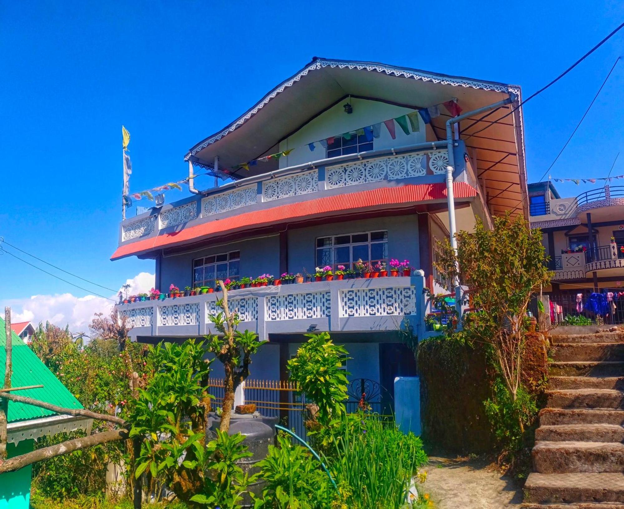 Aakeet Lyang Homestay Kurseong Exterior photo